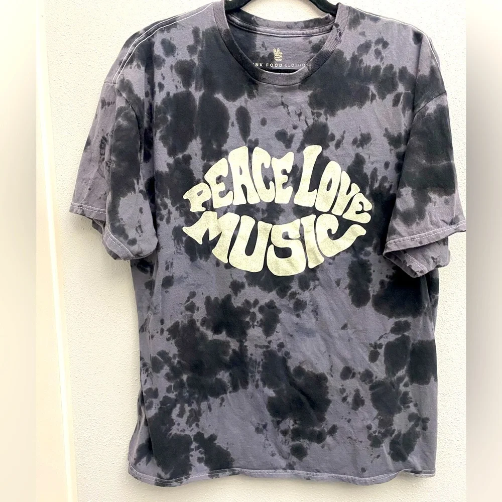 Junk Food Clothing shirt - Picture 1 of 3